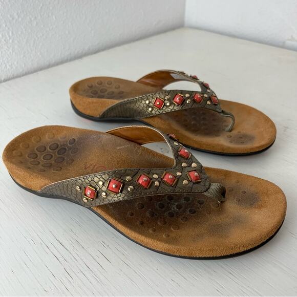 Vionic Floriana brown embellishments flip flop sandal size 6 - Picture 8 of 8